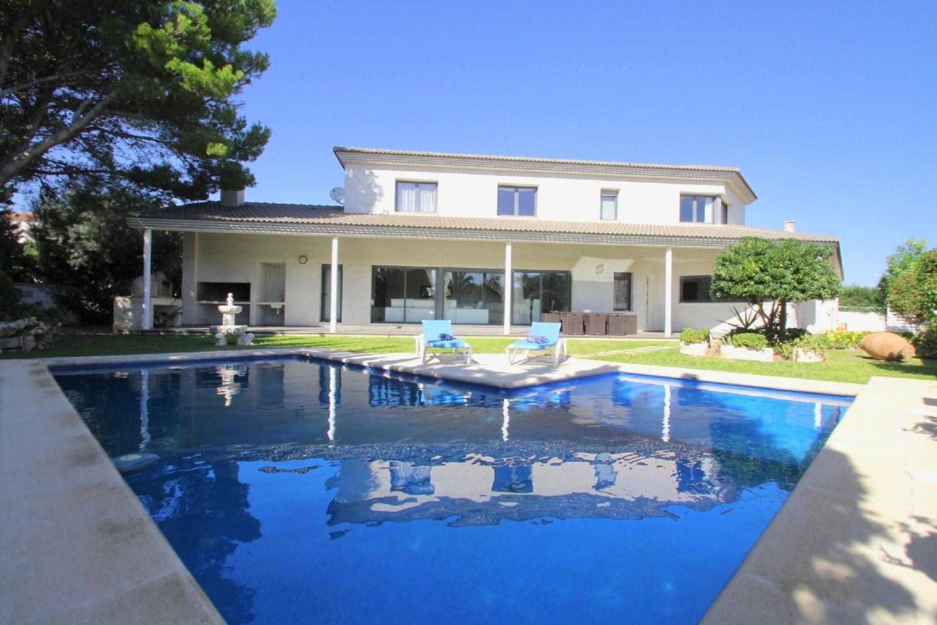 Holiday home Mit Privatpool Fuer 8 Personen Ca 380 Qm In Miami Platja, Costa Dorada